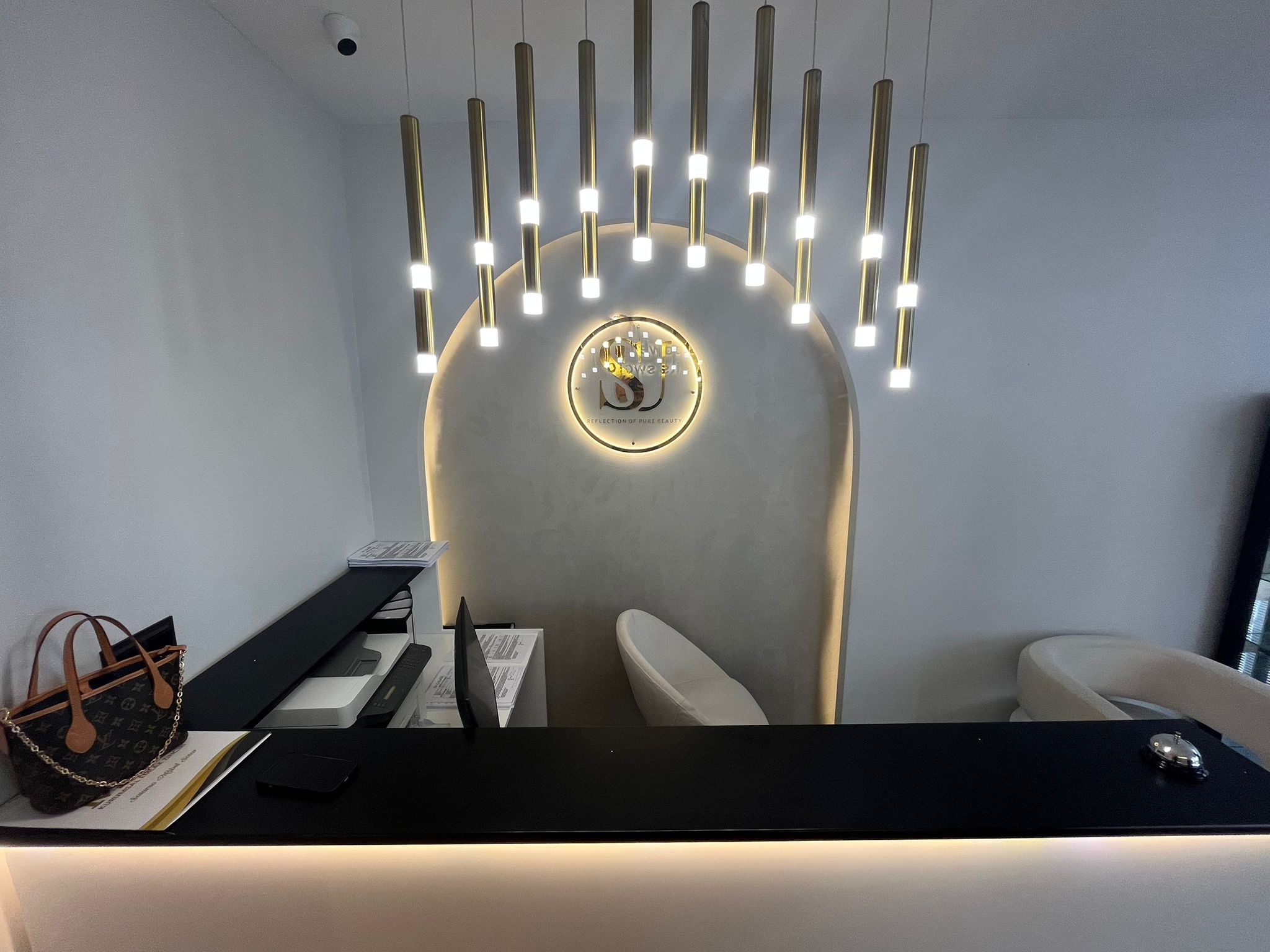 UZUN SOKAK'TA GÜZELLİK MERKEZİ